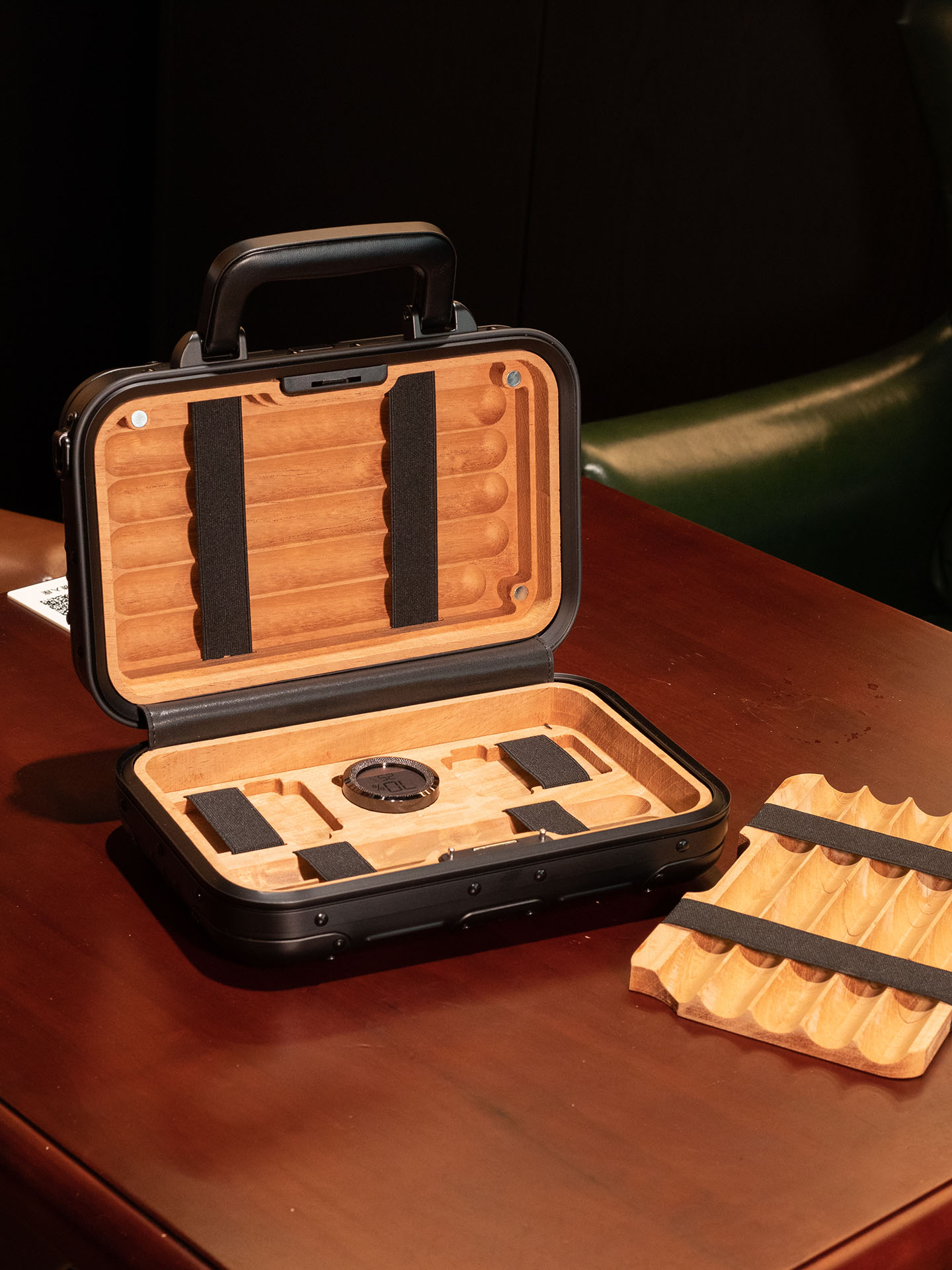3-Layer RMW Style Aluminum Magnesium Travel Storage Case | Luxury Cedar Wood Humidor Organizer