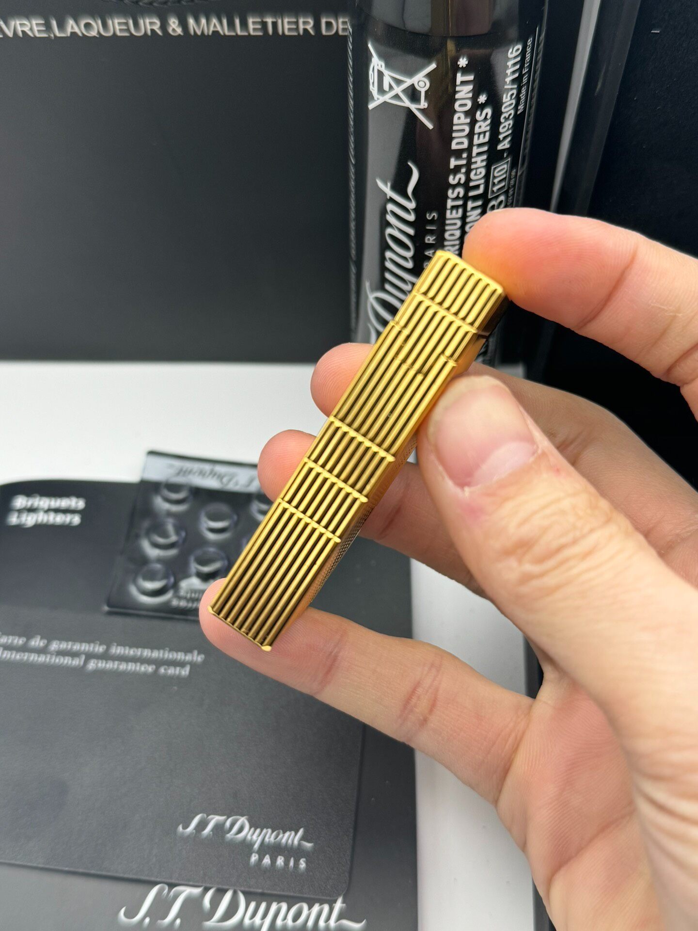 ST Dupont Ligne 2 New Gatsby Bamboo Pattern Butane Lighter | Gold Luxury Collectible