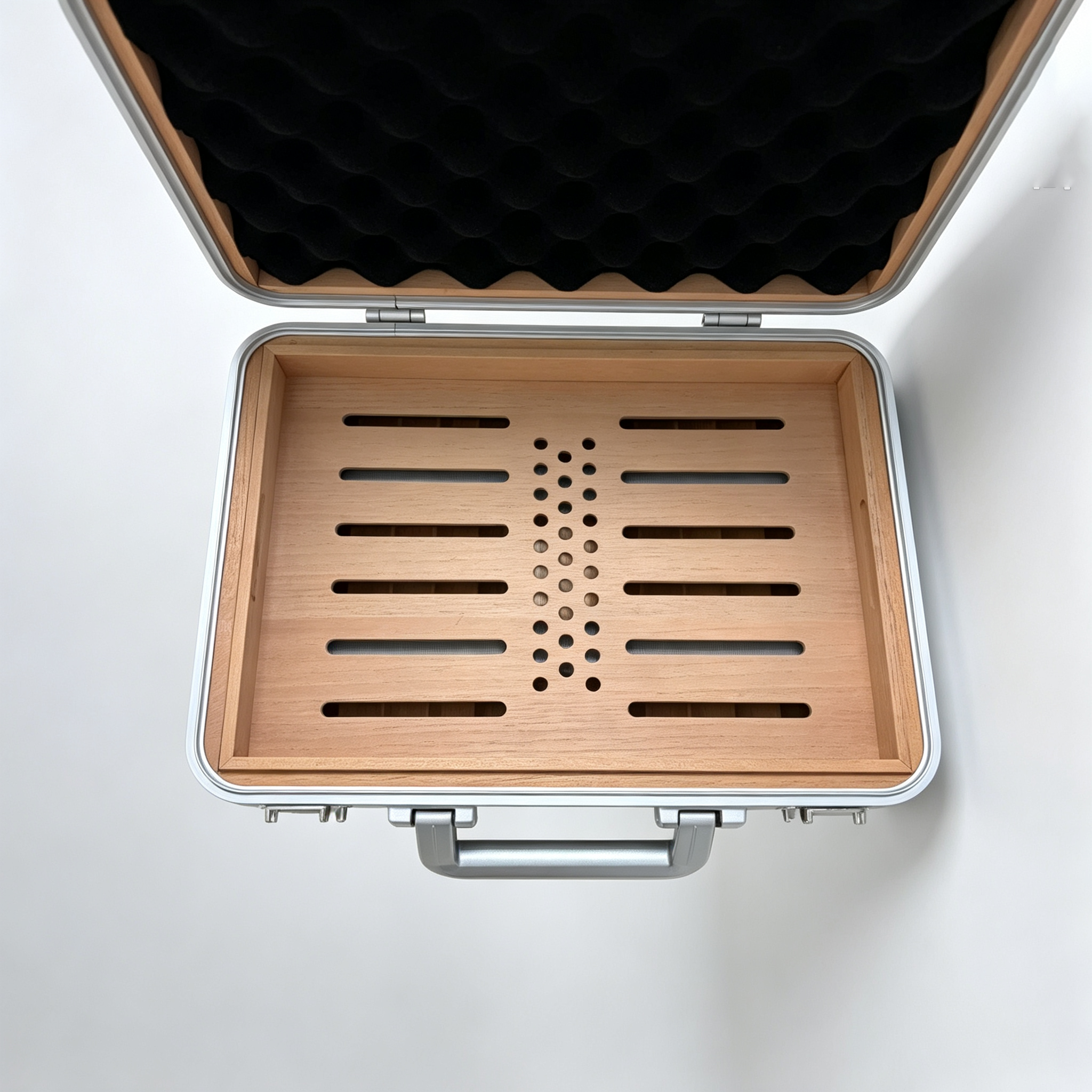 Large Aluminum Travel Humidor Case | Double Layer Luxury Storage Box