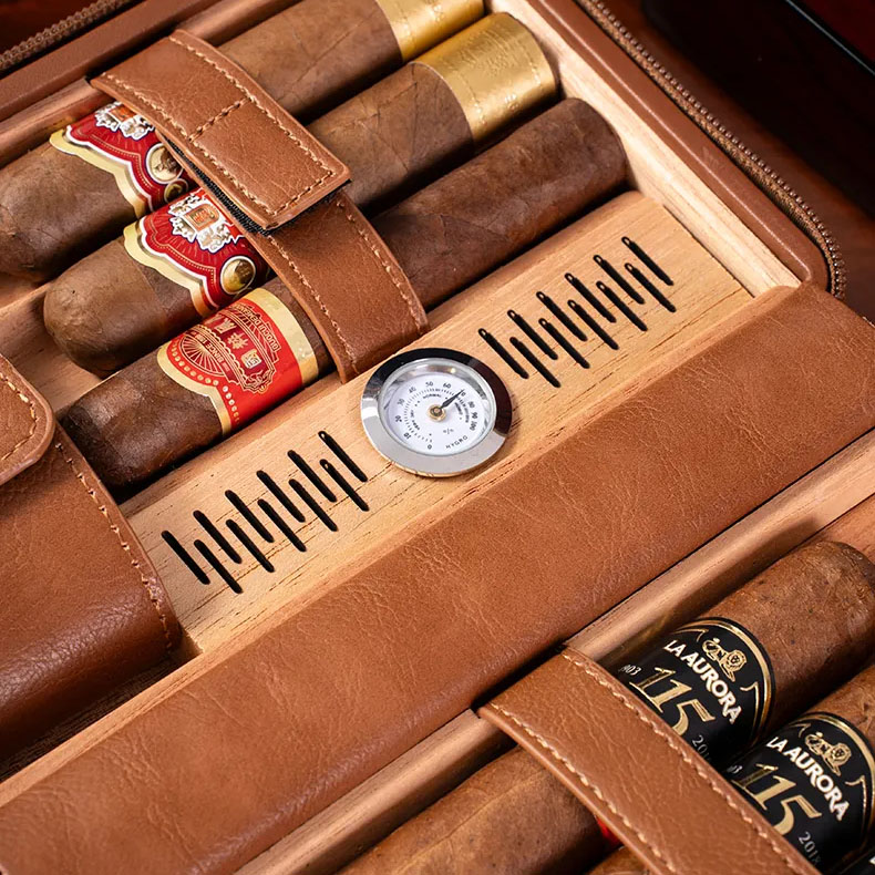 Premium Leather Travel Humidor Case Set | Portable Storage Box | 7 Slot Luxury Collection Case
