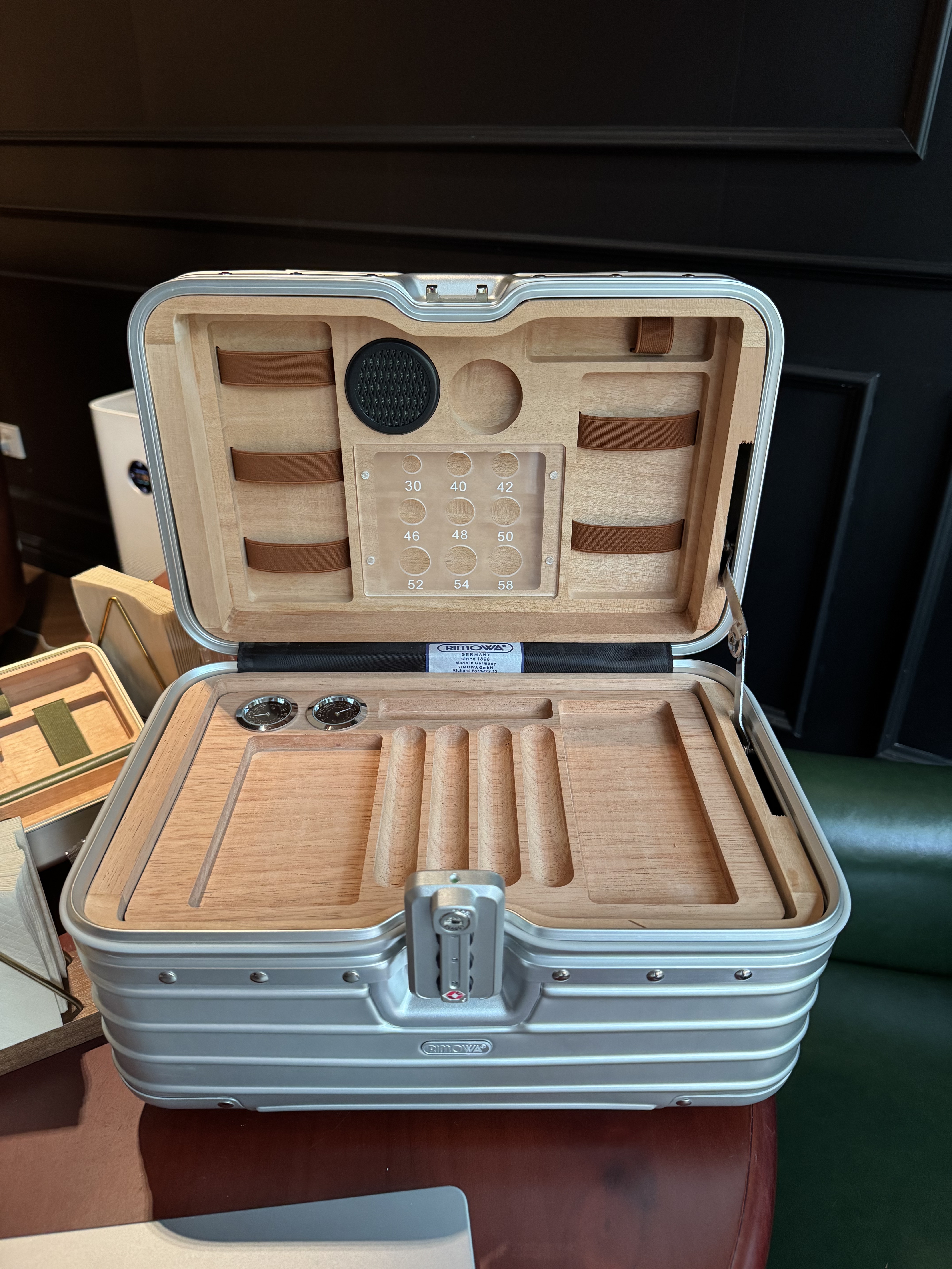 4-Layer Interior | RMW Style Luxury Travel Humidor Case | Aluminum Makeup Case Converted Cigar Tool Box with Hygrometer & Accessories Storage