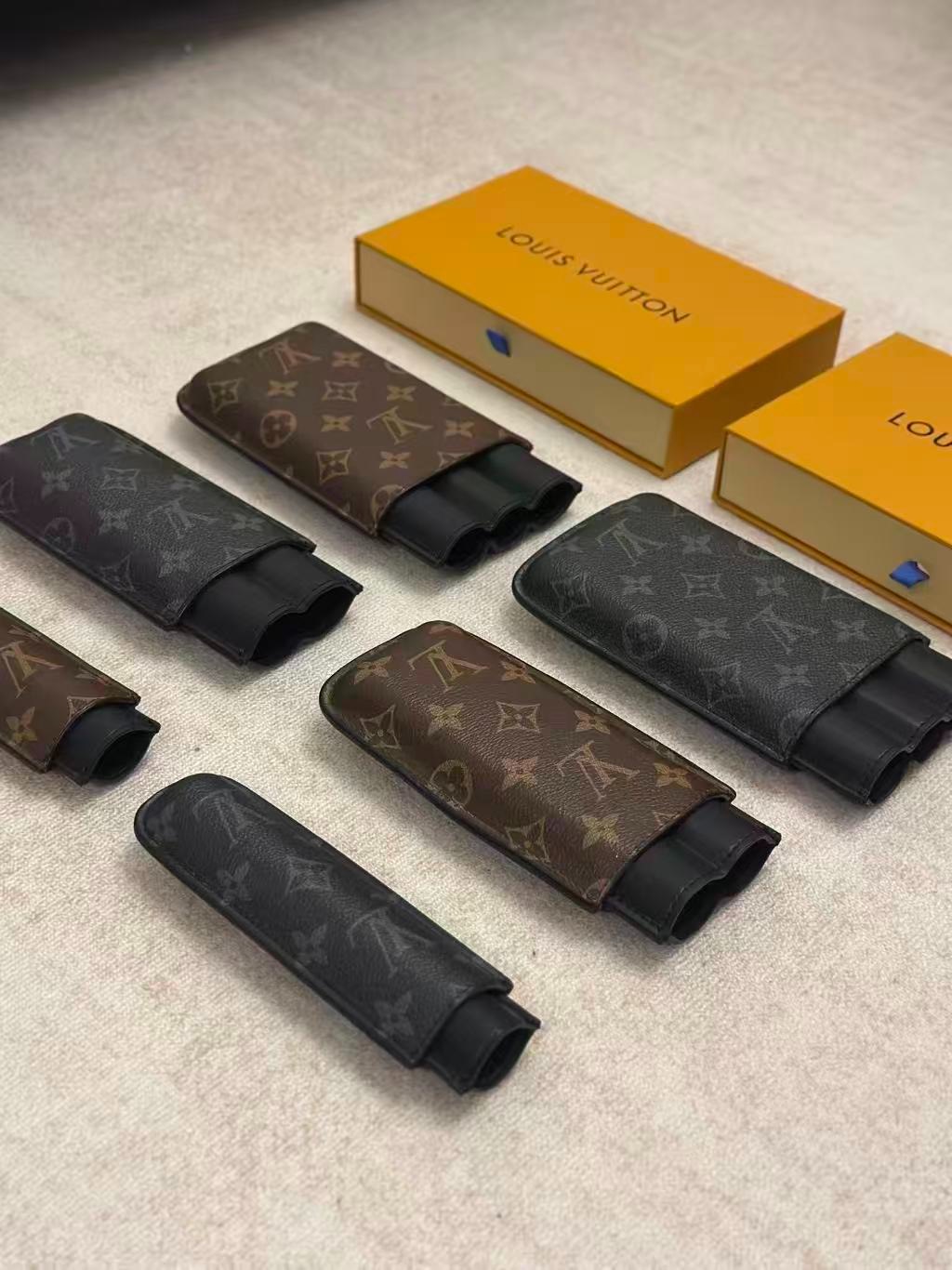 Luxury Genuine Leather Travel Case | Signature Pattern Edition