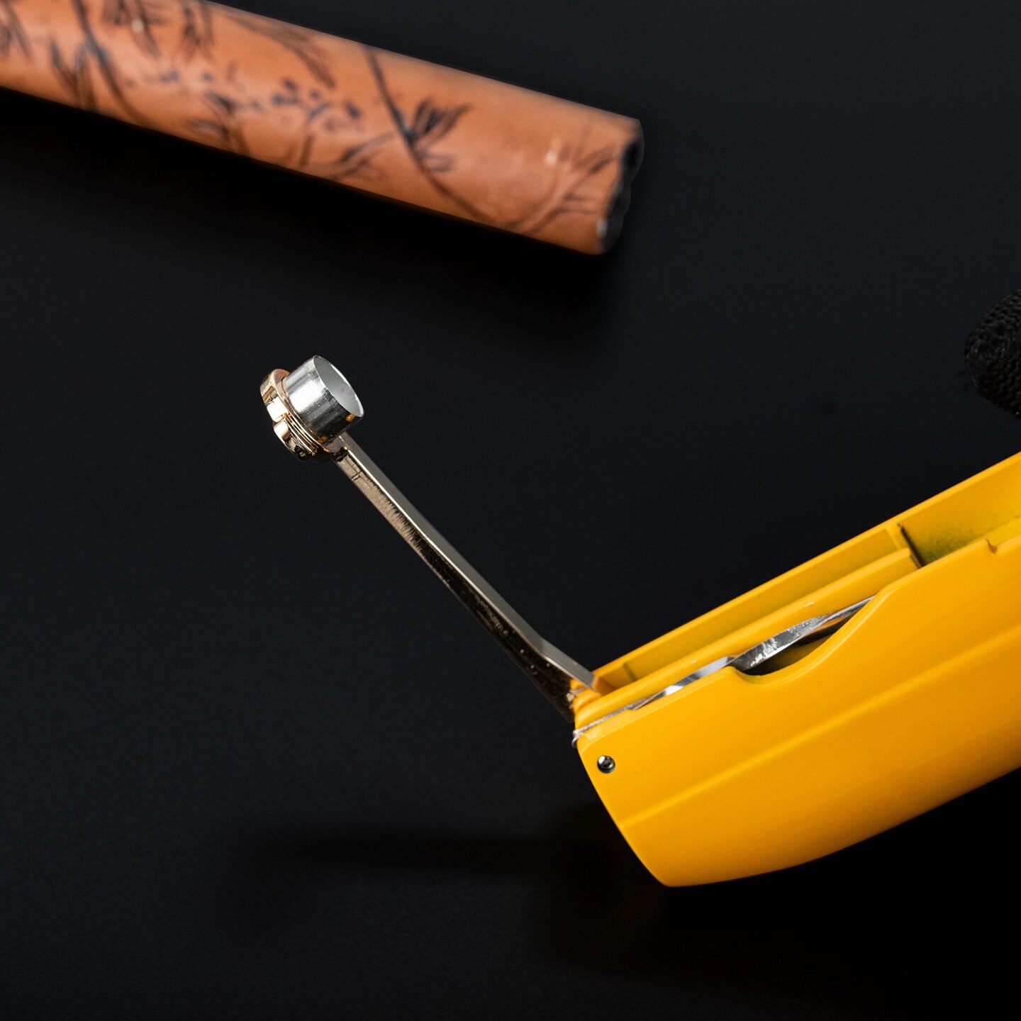 Luxury Cigar Accessories Set with Lighter, Cutter & Ashtray | Premium Gift Box