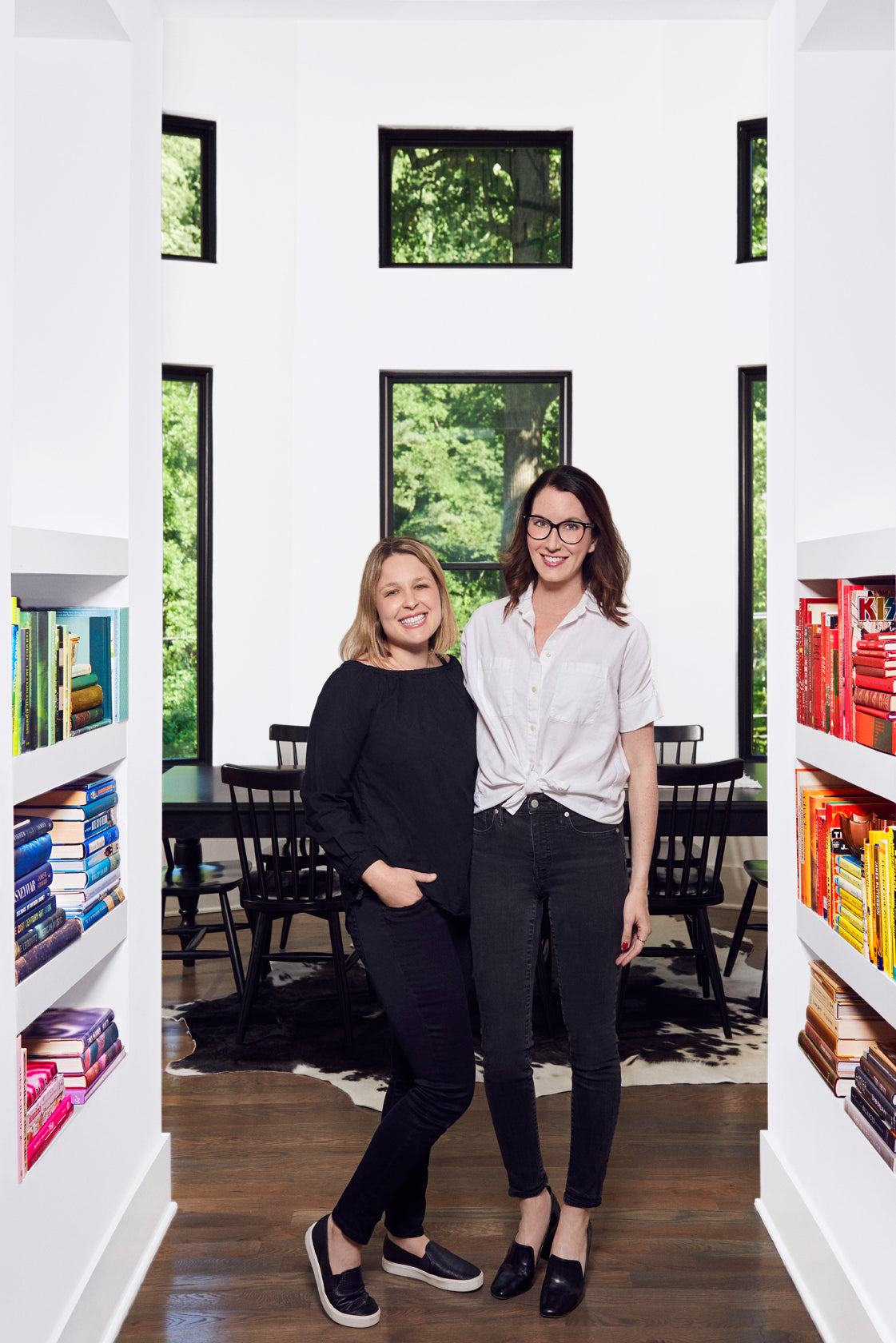 The Home Edit: A Guide to Organizing and Realizing Your House Goals-Charming Tale Store