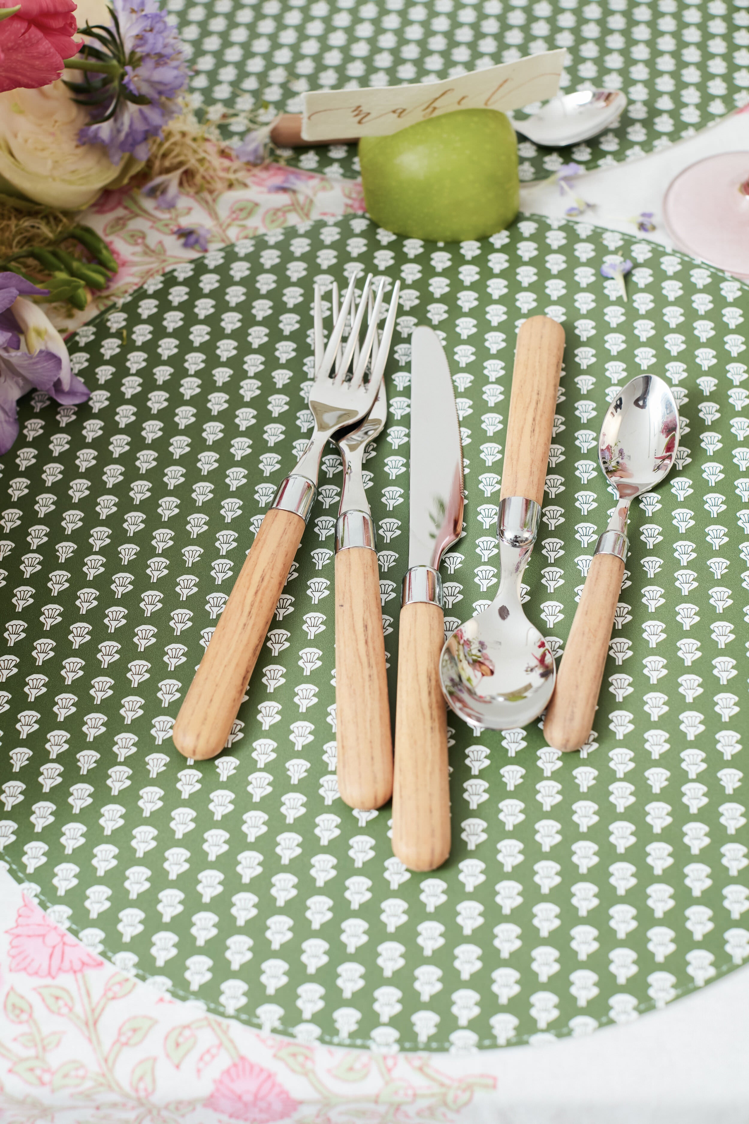 Botanic Reversible Wipeable Placemats Set of 4-Charming Tale Store