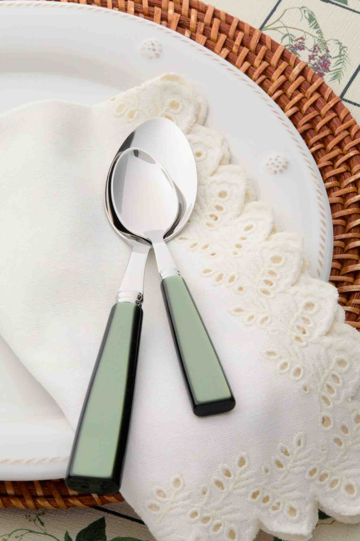 Icon 5 Dark Green Piece Plate Setting-Charming Tale Store