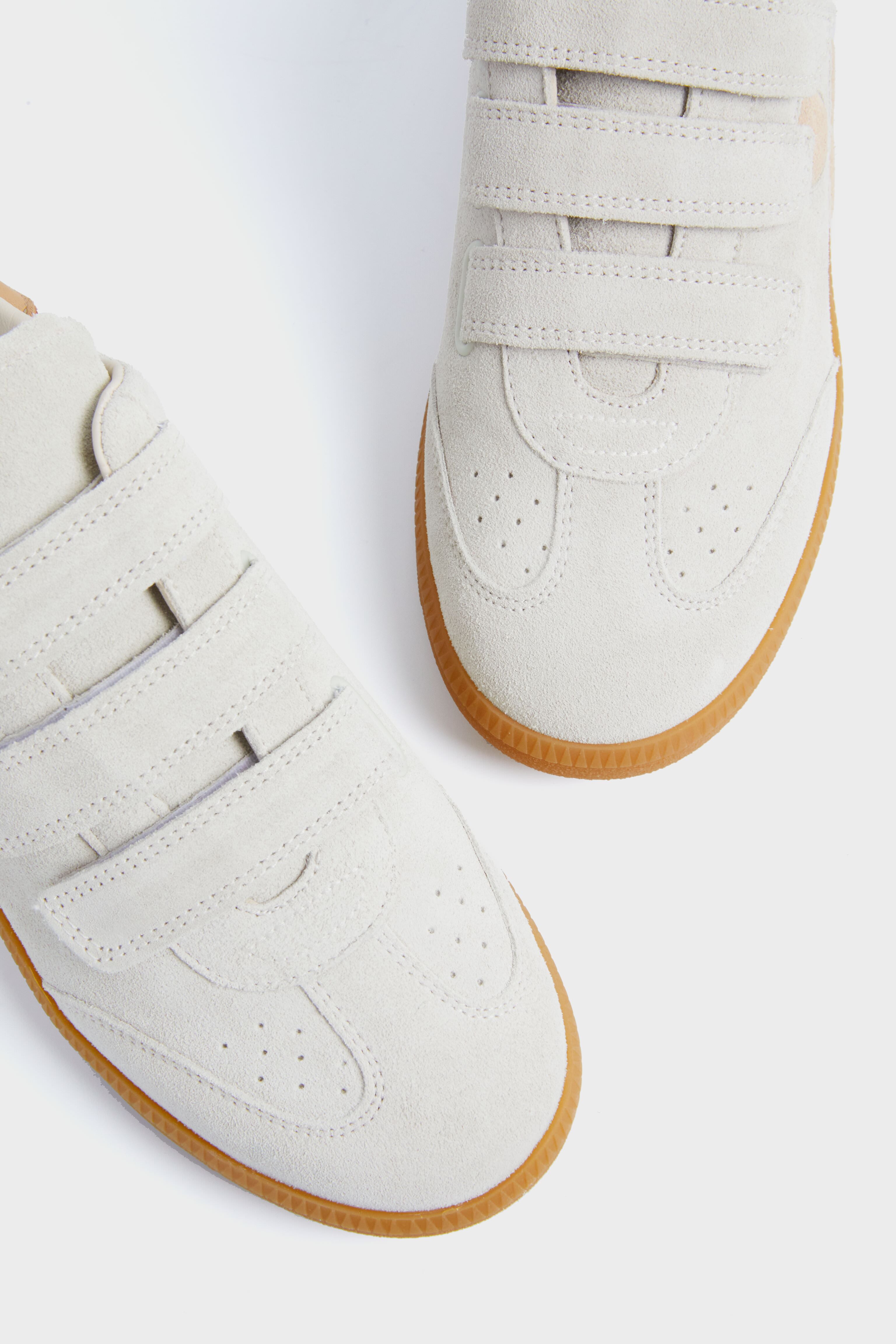 Chalk Beige Beth Classic Sneaker-Charming Tale Store