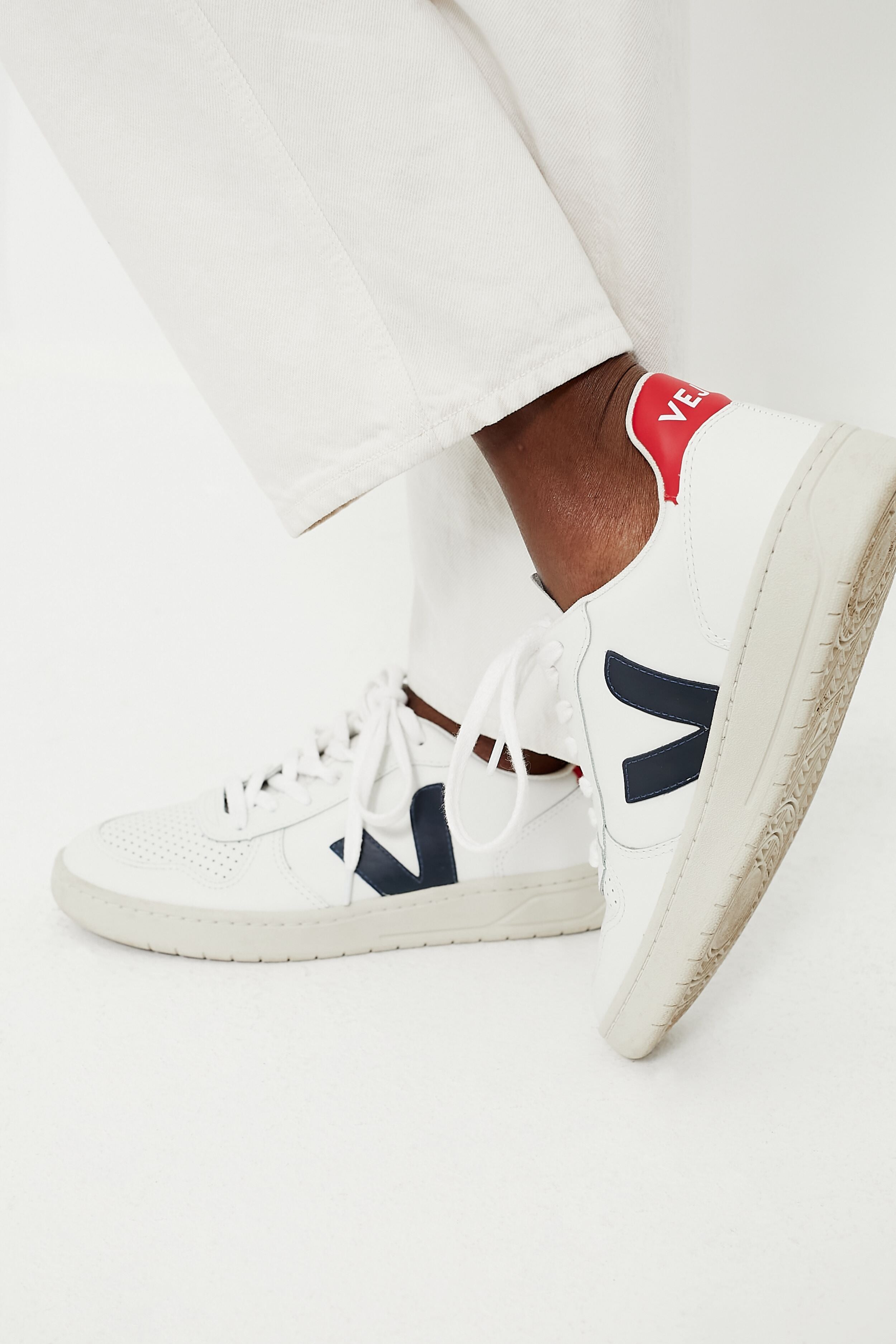 Extra-White Nautico Pekin V-10 Sneakers-Charming Tale Store