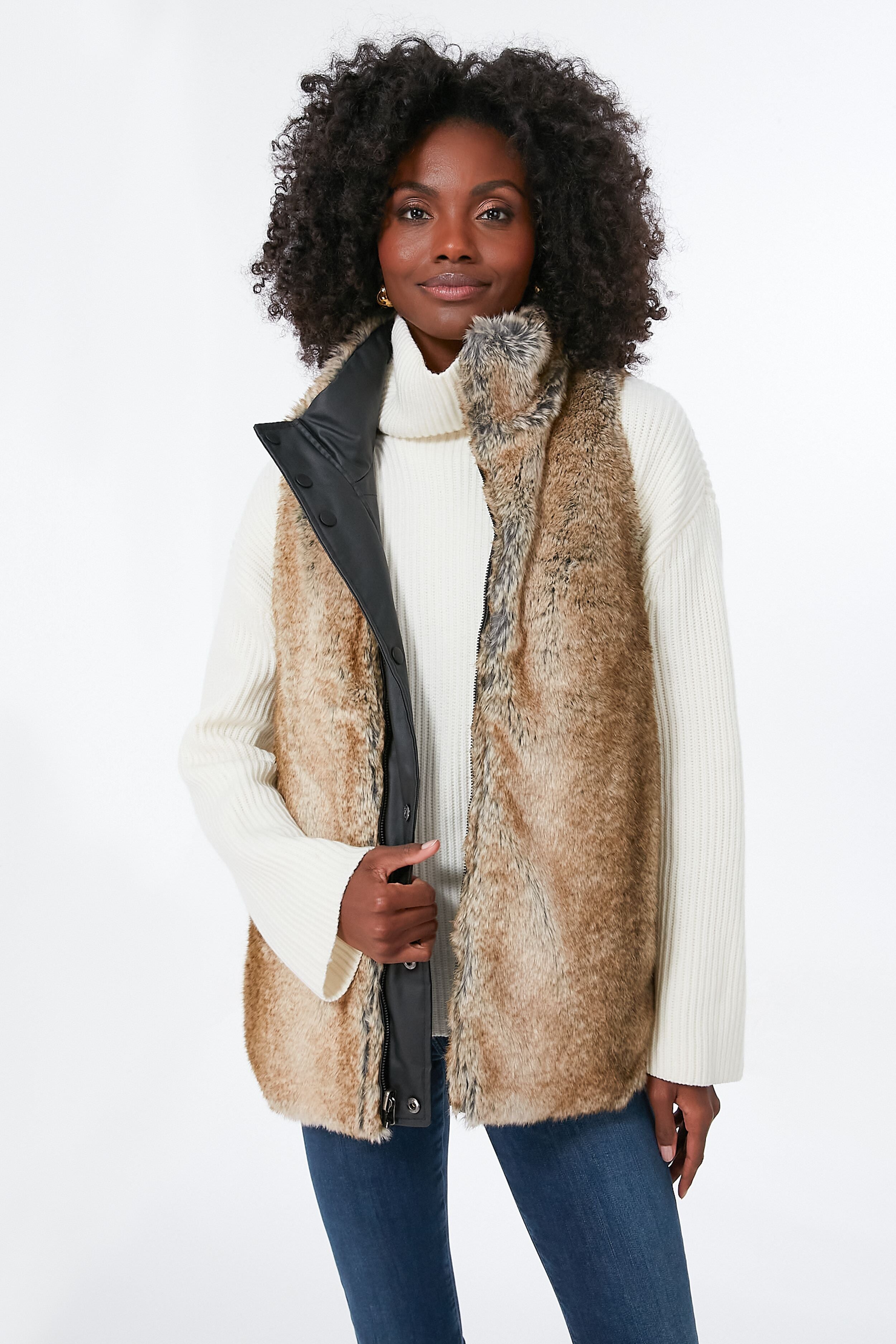 Winter White Laurel Turtleneck-Charming Tale Store