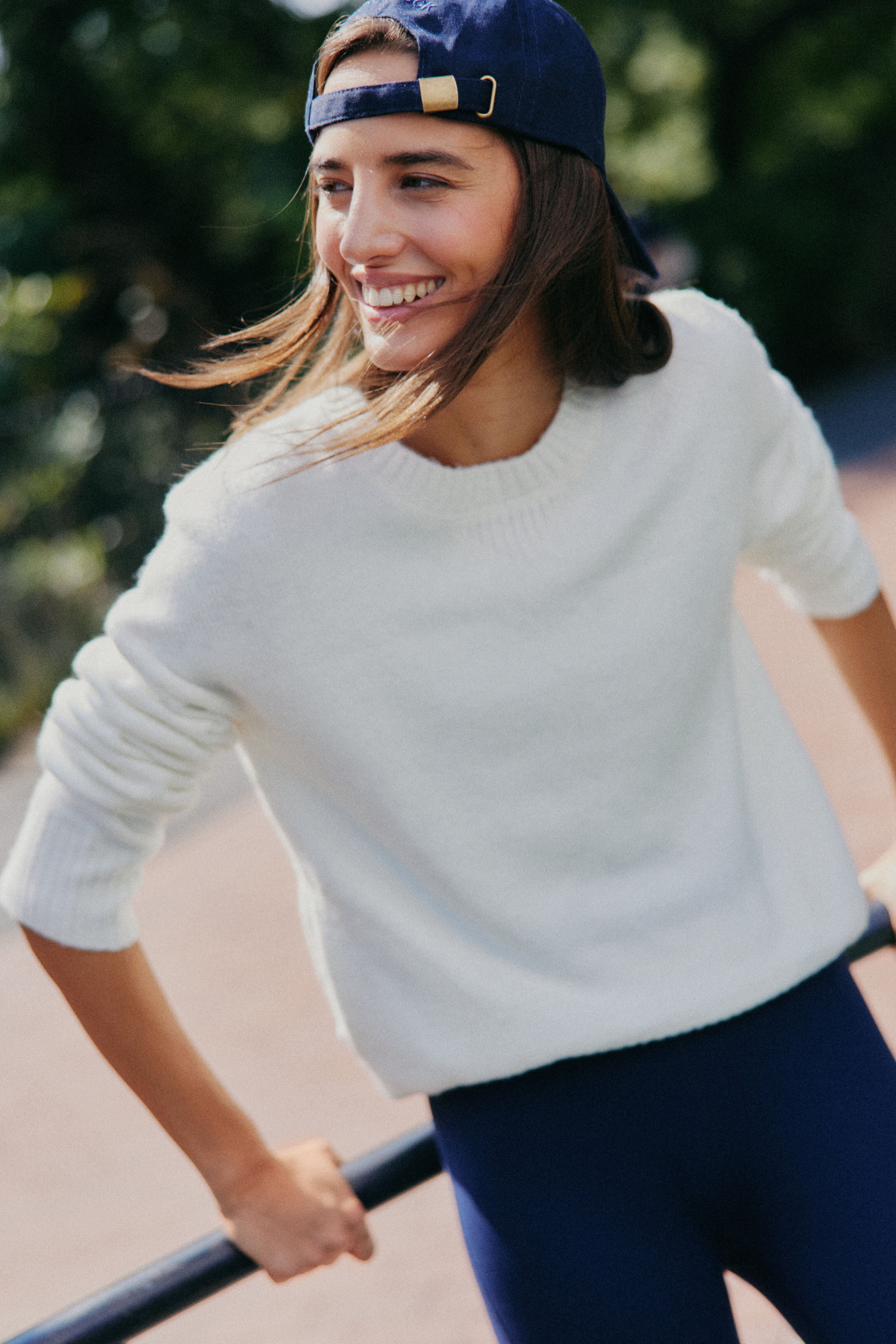White Faris Pullover-Charming Tale Store