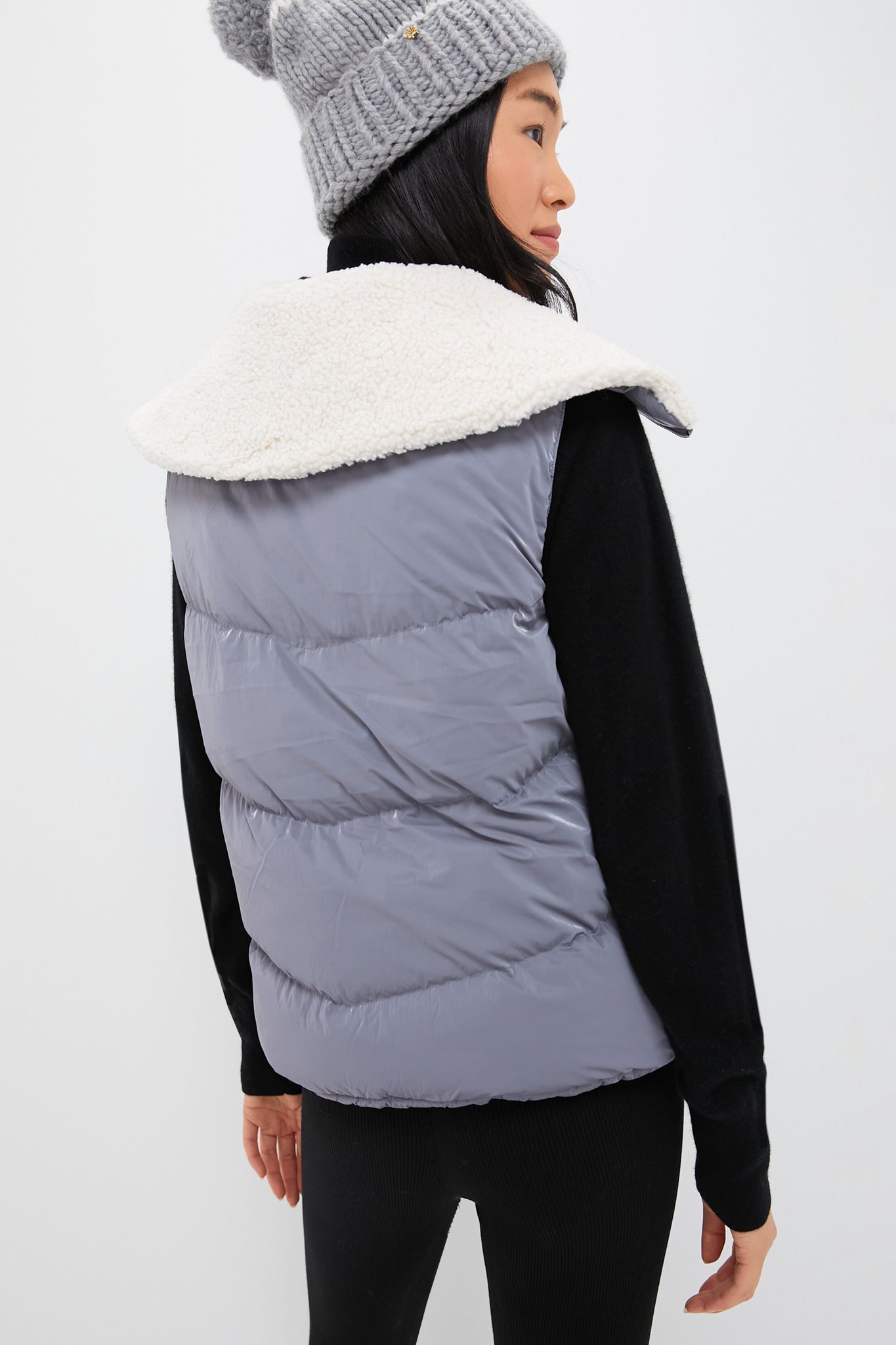 Blue Wind Sherpa-Lined Brock Puffer Gilet-Charming Tale Store