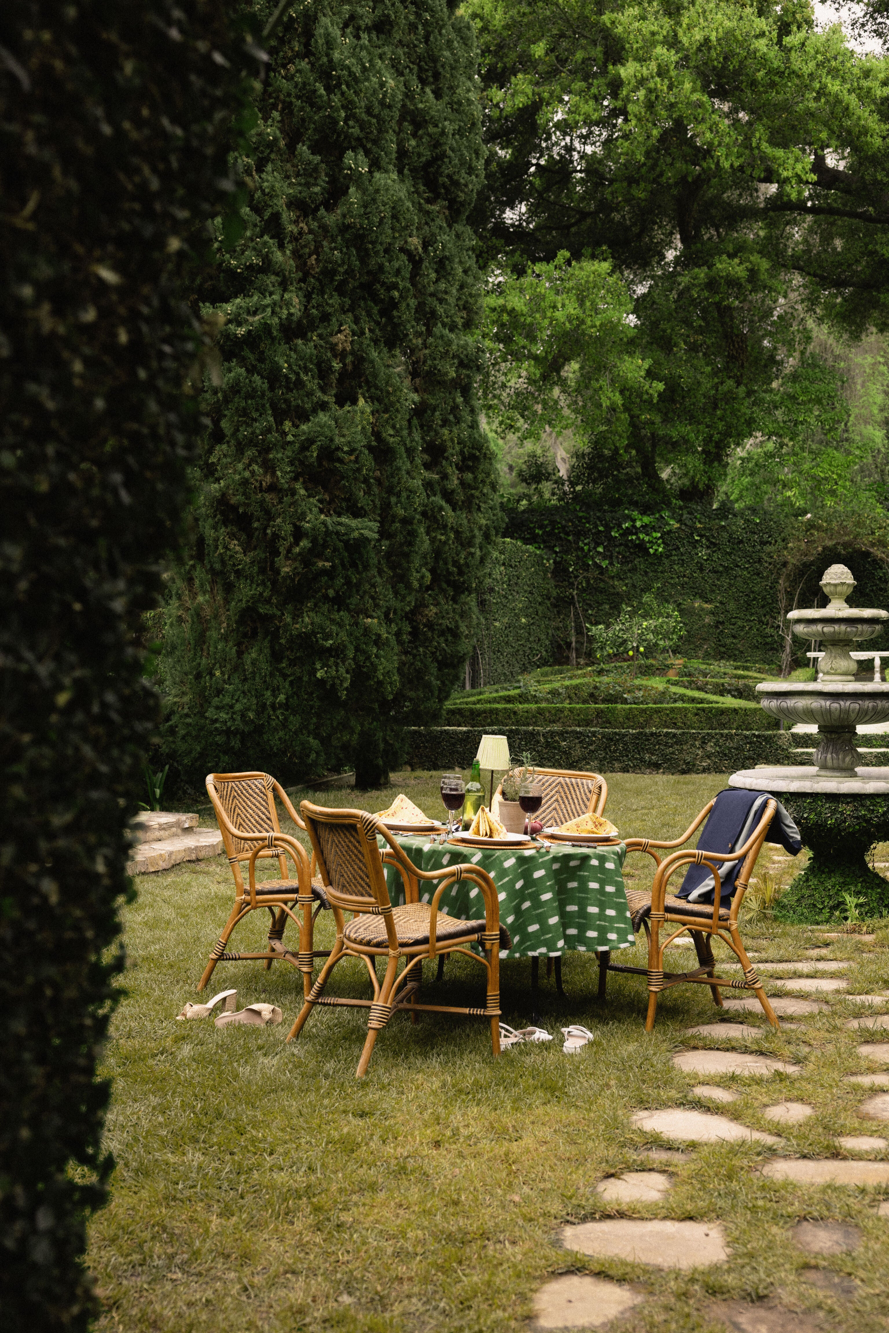 Fern Brushed Ikat Round Tablecloth-Charming Tale Store