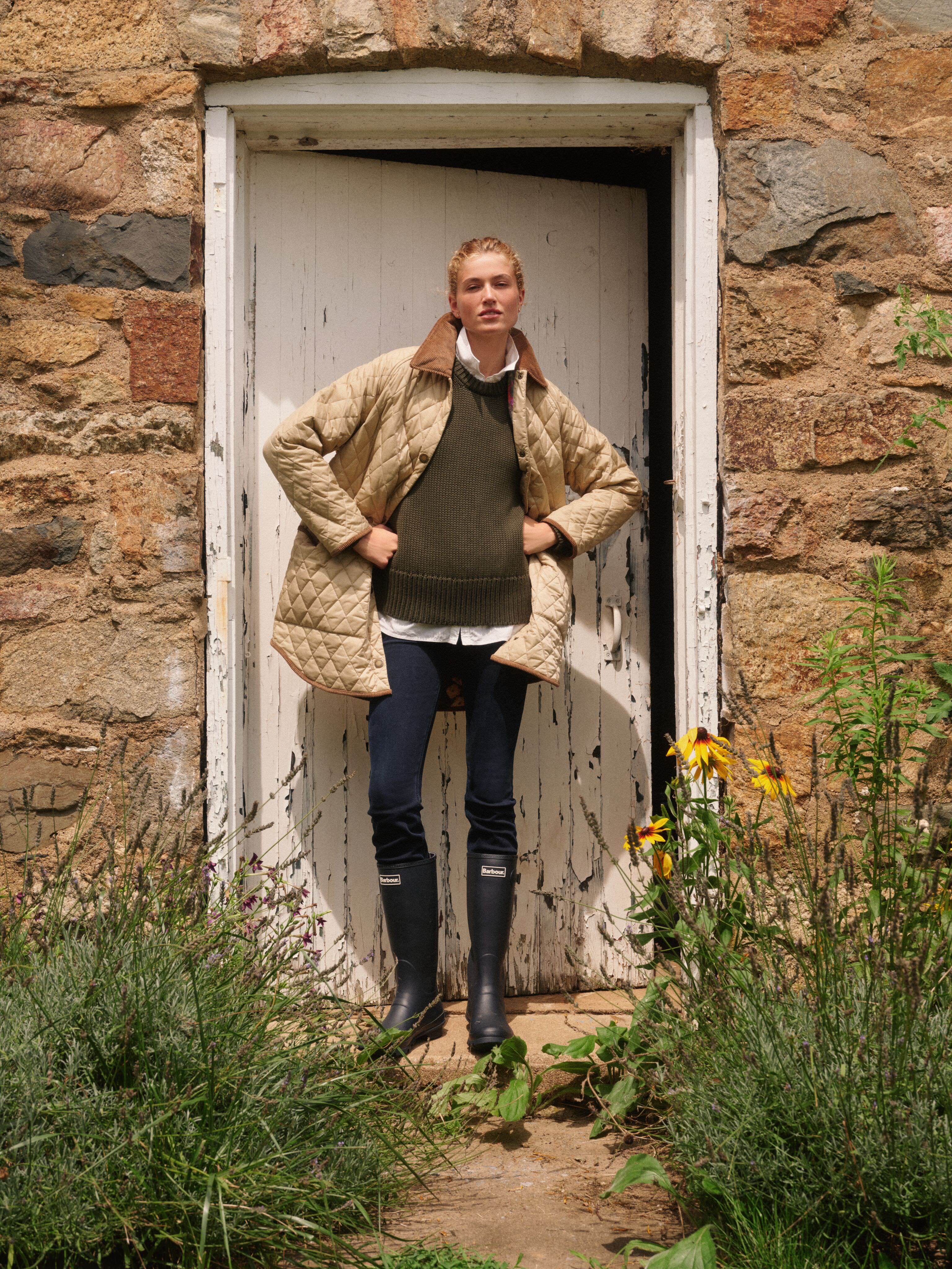 Chip On My Shoulder The Mid Rise Dazzler Ankle-Charming Tale Store