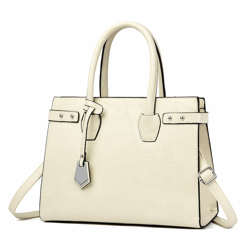 Luxury-Look PU Bag — Sleek Design for Modern Women