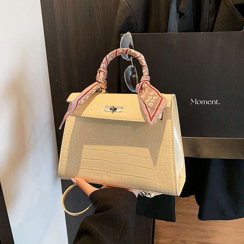 Elegant PU Shoulder Purse — Perfect for Work, Travel & Daily Wear