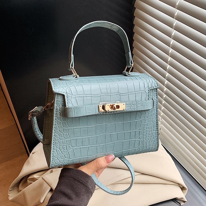 PU Leather Purse — Durable, Soft, and Easy to Clean