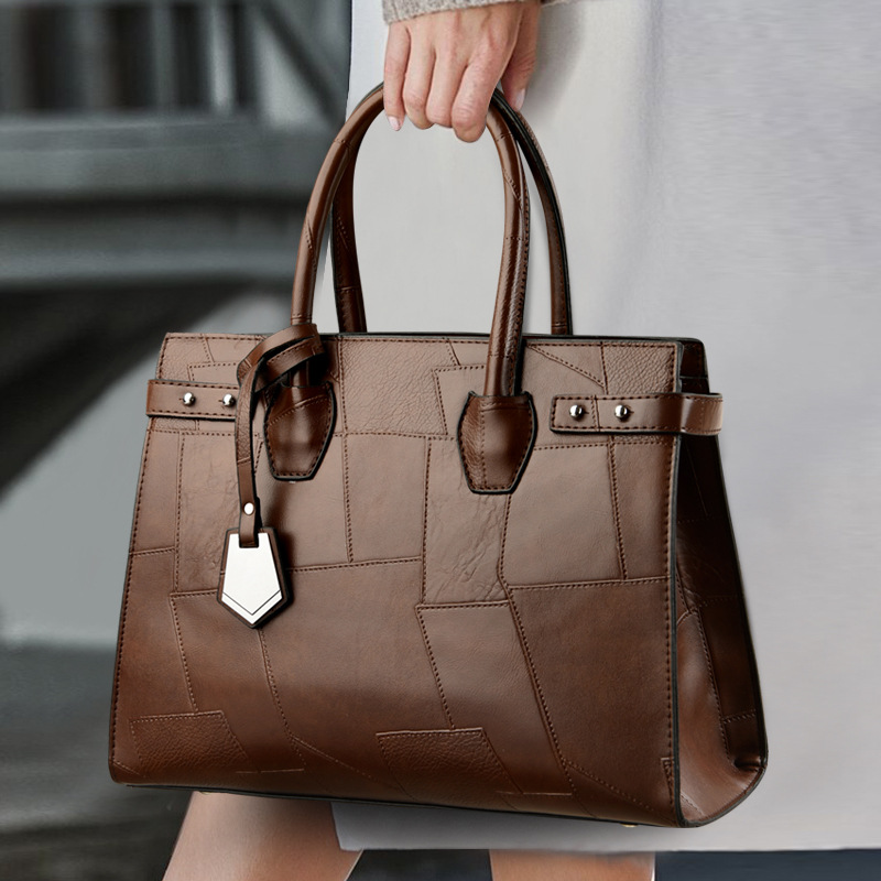 Luxury-Look PU Bag — Sleek Design for Modern Women