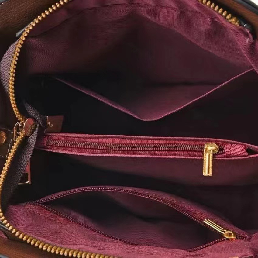 Vegan PU Leather Tote — Lightweight and Trendy