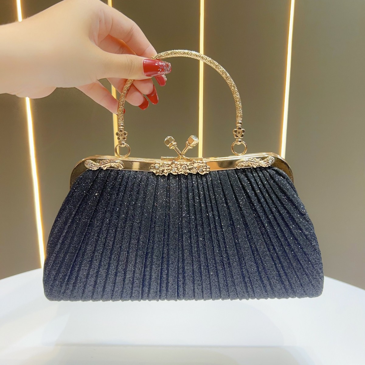 Daily Essential Clutch — Simple, Soft, and Durable