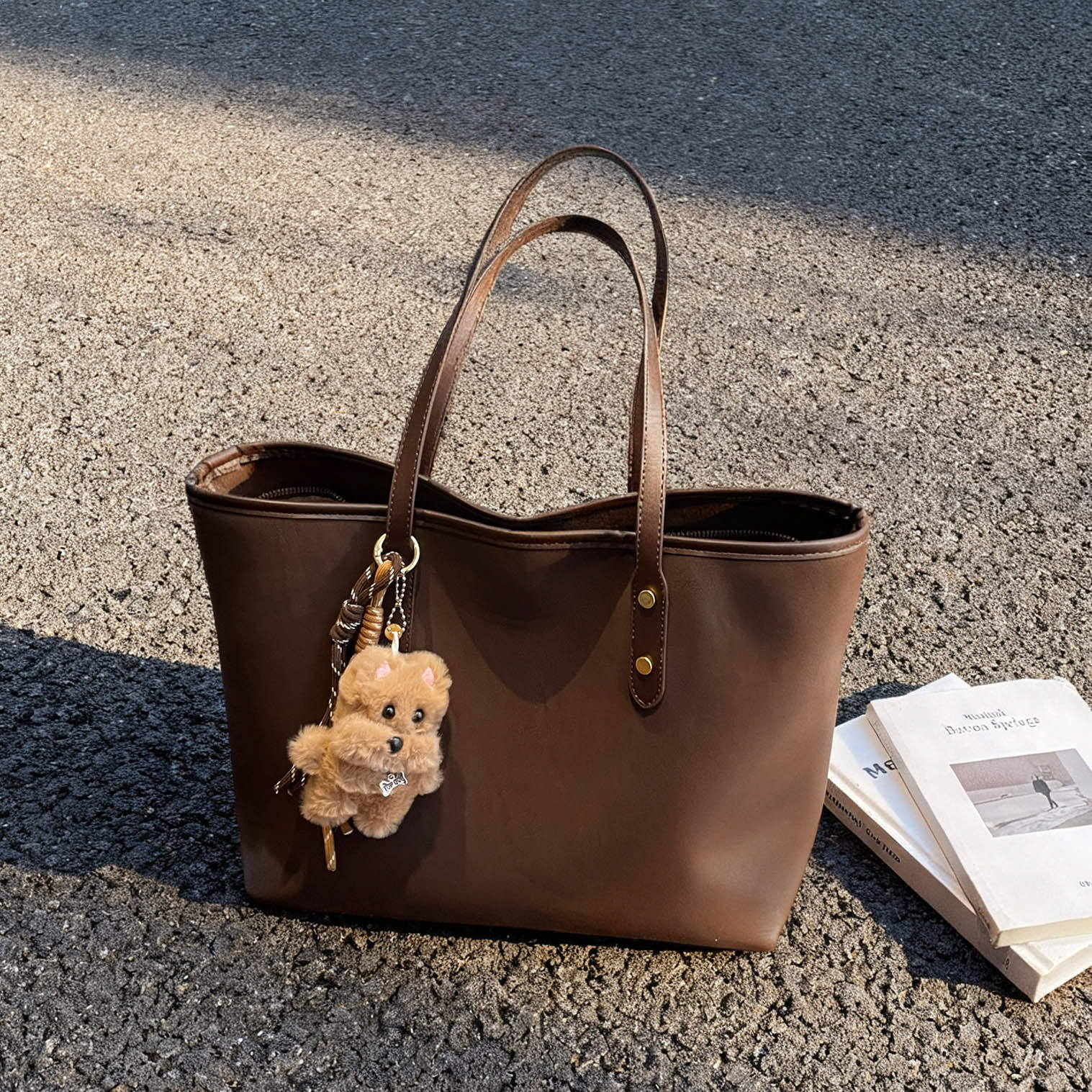 Tote Bag Large Capacity Women'S Bag New Retro Fashion Commuter Large Bag High Appearance Niche Design Women'S Shoulder Bag-pliege