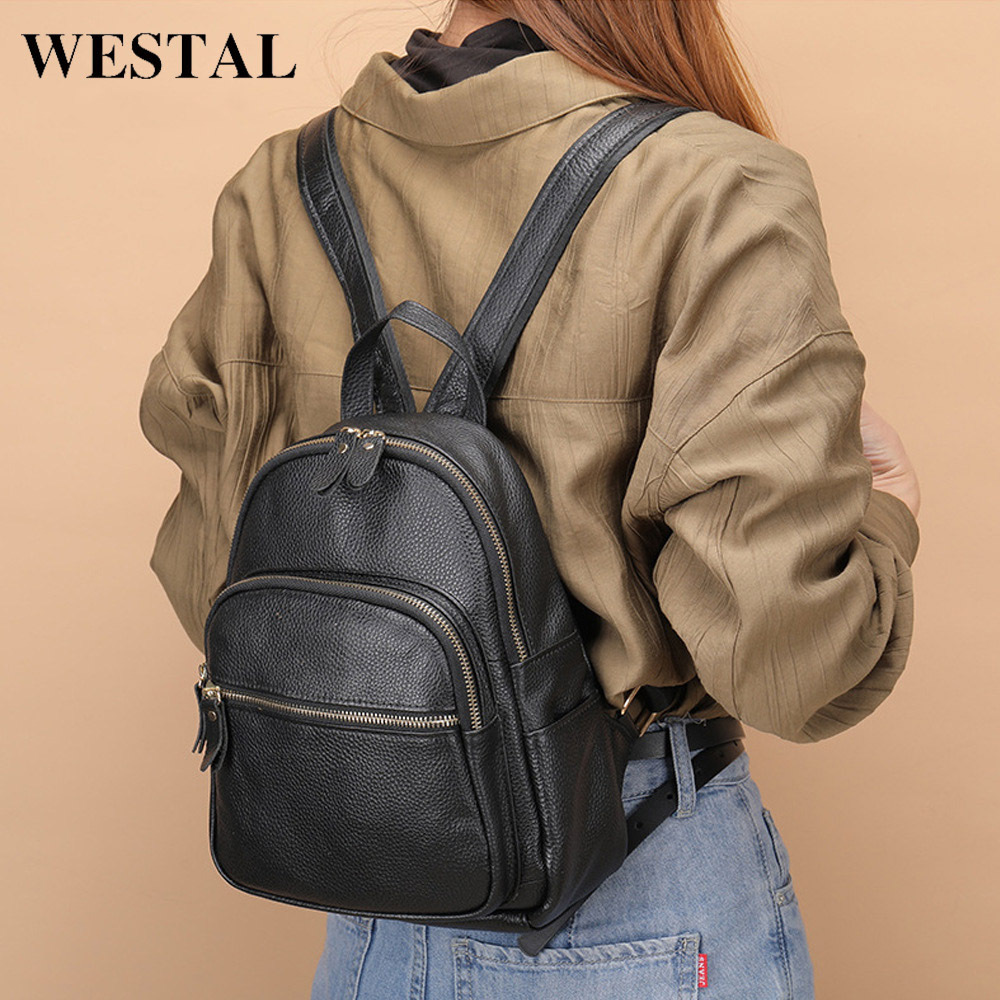 Minimalist Backpack — Trendy and Practical for Daily Use