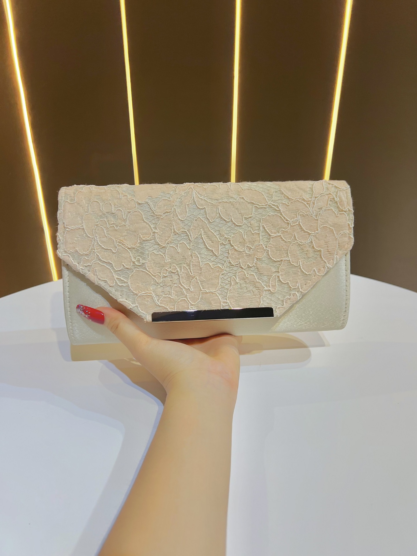 Versatile Clutch Bag — From Day Outfit to Night Party Look