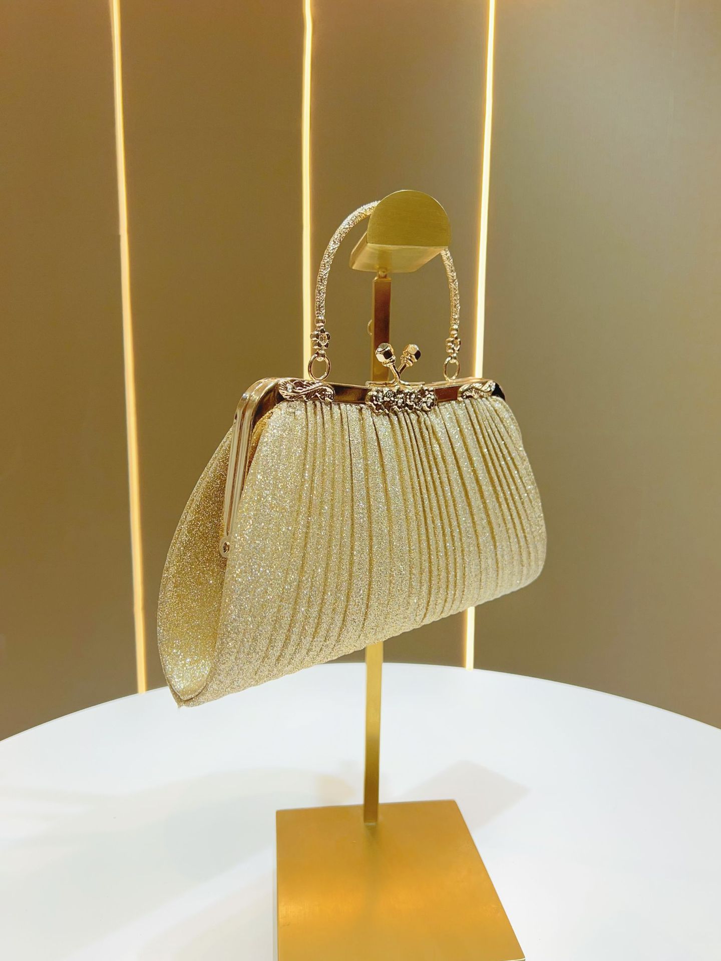 Daily Essential Clutch — Simple, Soft, and Durable