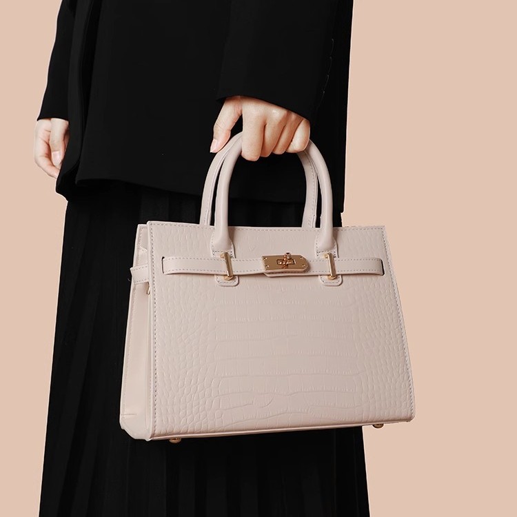 High-Quality PU Leather Handbag — Elegant & Versatile