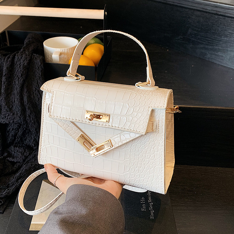 PU Leather Purse — Durable, Soft, and Easy to Clean