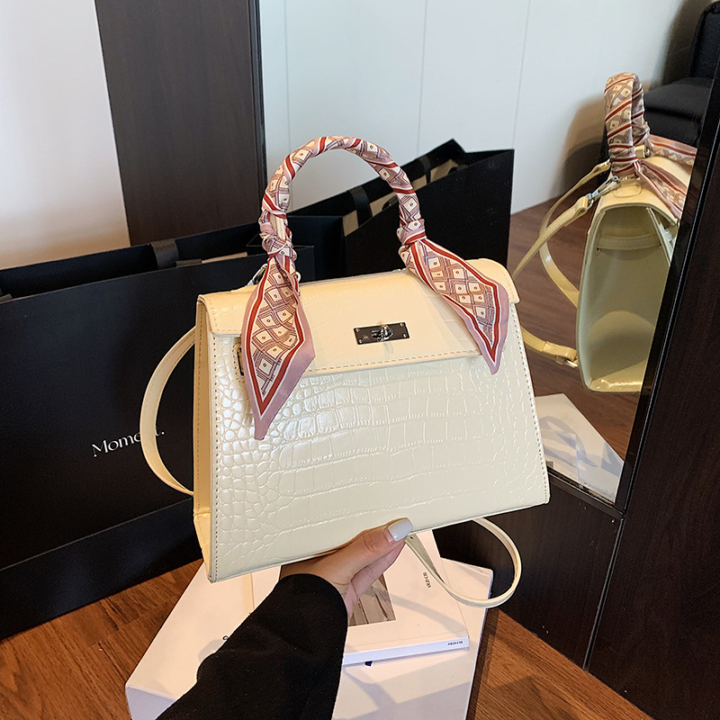 Elegant PU Shoulder Purse — Perfect for Work, Travel & Daily Wear