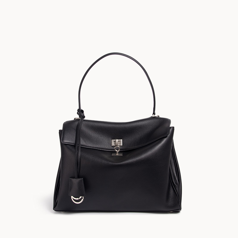 Genuine Leather Shoulder Bag — Premium Quality, Timeless Style