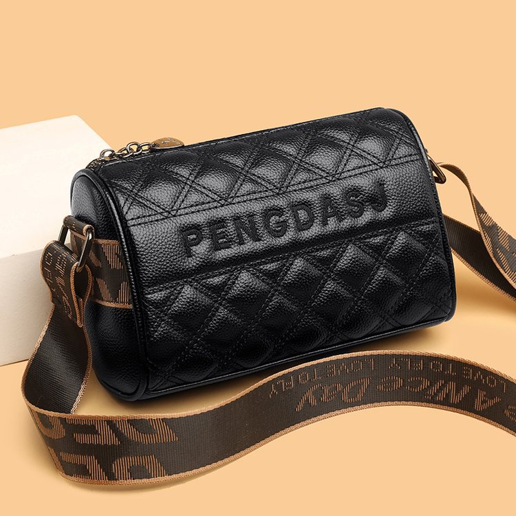 Everyday Shoulder Bag — Stylish, Spacious & Versatile