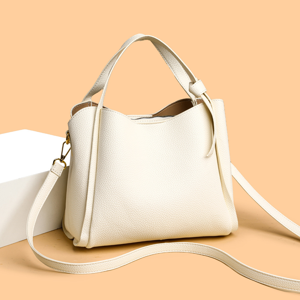 Modern Shoulder Bag — Sleek Design for Daily Use