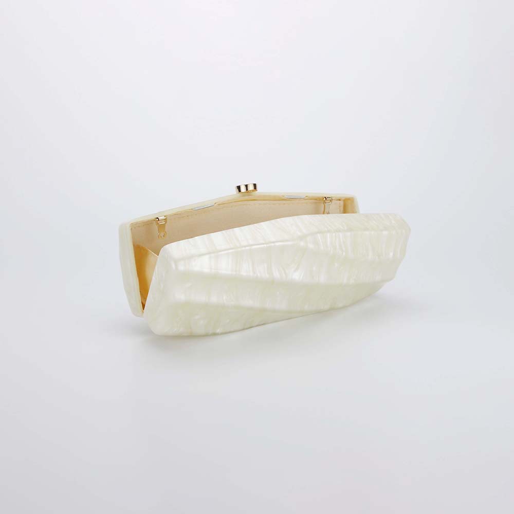 Luxury Evening Clutch — Shine with Every Outfit