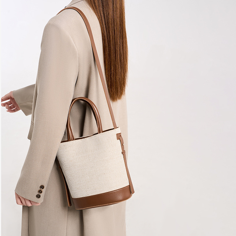 Light Luxury Korean Version 2025 New Patchwork Handbag Bucket Bag Versatile Color-Block Simple Fashion High-End Crossbody Bag-pliege