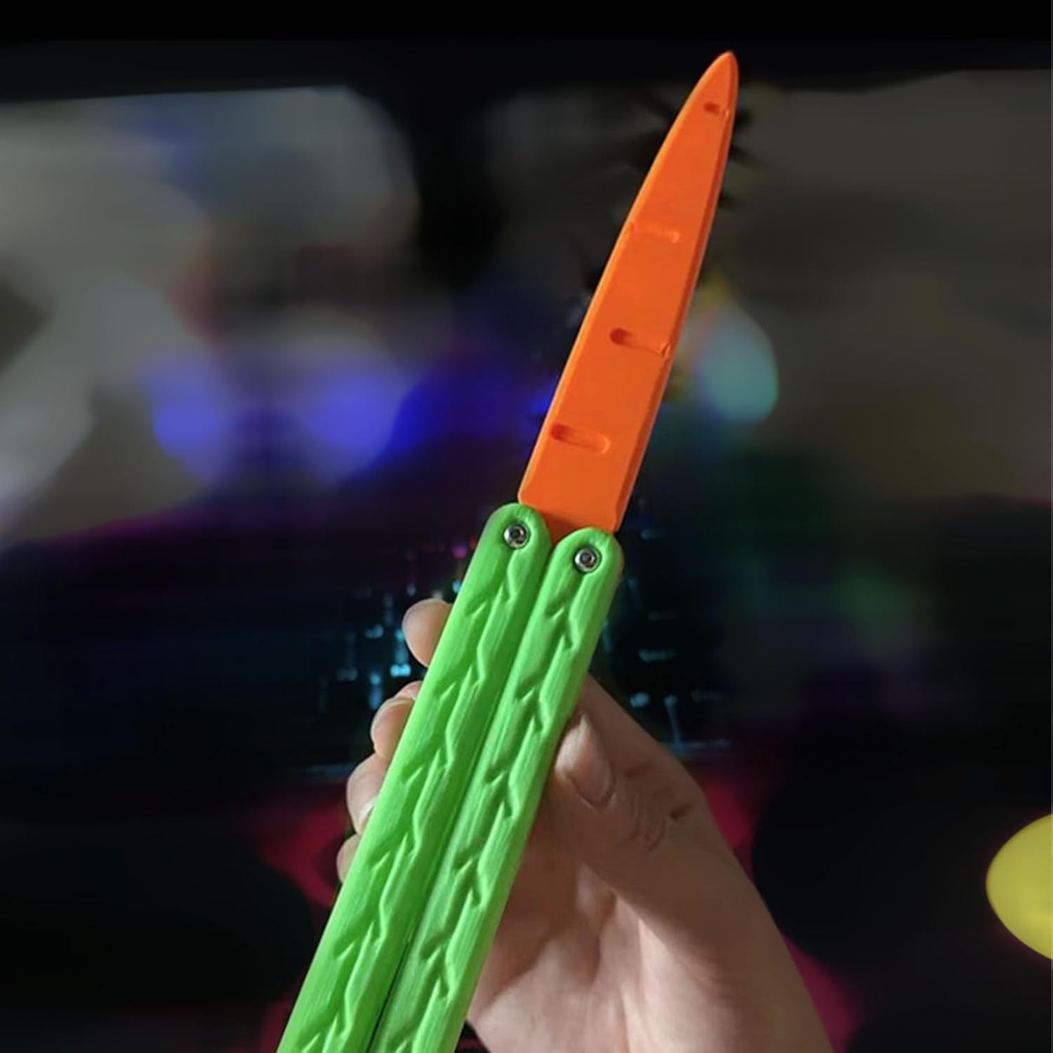  Fidget Toys for Adults - Butterfly Knife &  Carrot Knife Toy Portable Luminous Knife with, Plastic EDC Sensory Toys for Anxiety and Stress Relief, Portable Luminous 3D Printing Design for Family Game Party Gifts