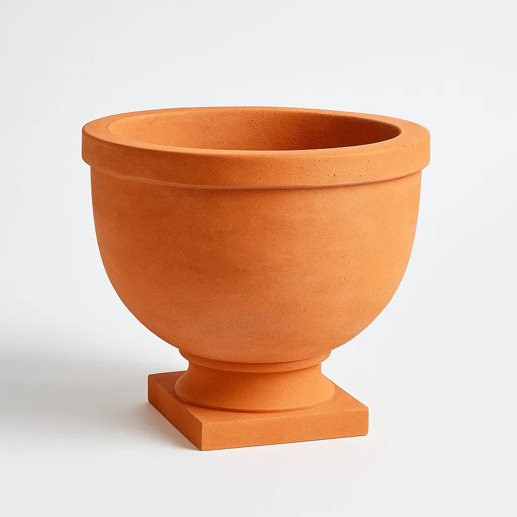 Pot de fleur en terre cuite orange