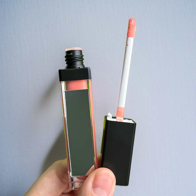 Smudge-proof liquid lipstick gloss packaging