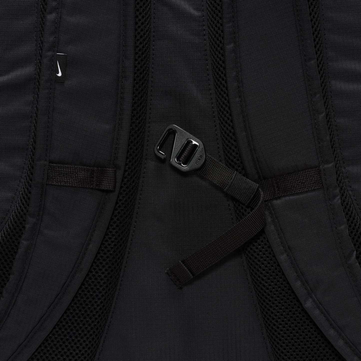 Nthtike Hayward Backpack Black / Black - White