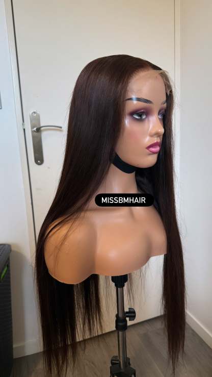 Perruque glueless en cheveux vierges humains DINAS – Prête à porter