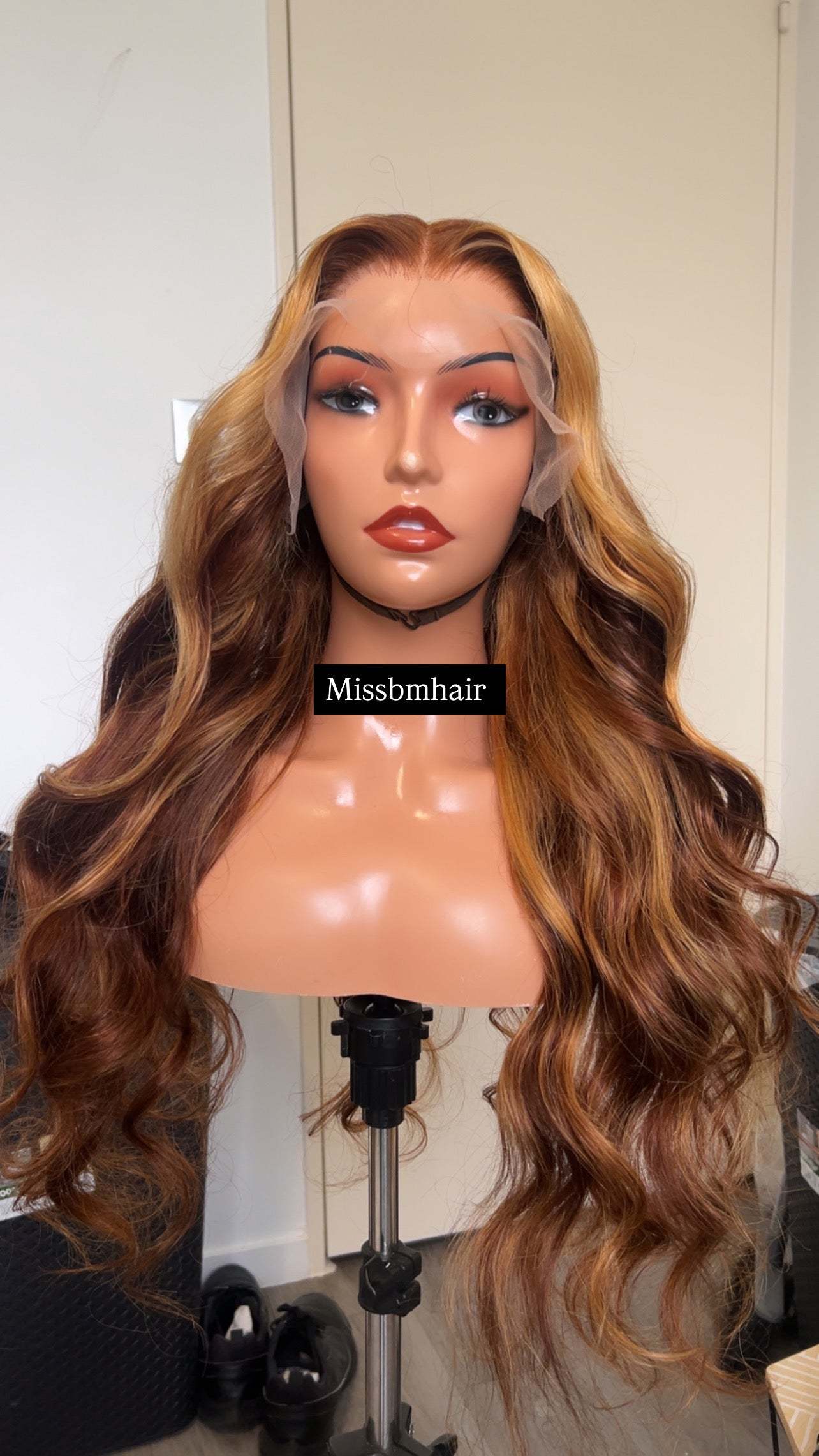Perruque “Alina” Miel Longue – Cheveux Humains Vierges | Lace HD Glueless by MissBMHair
