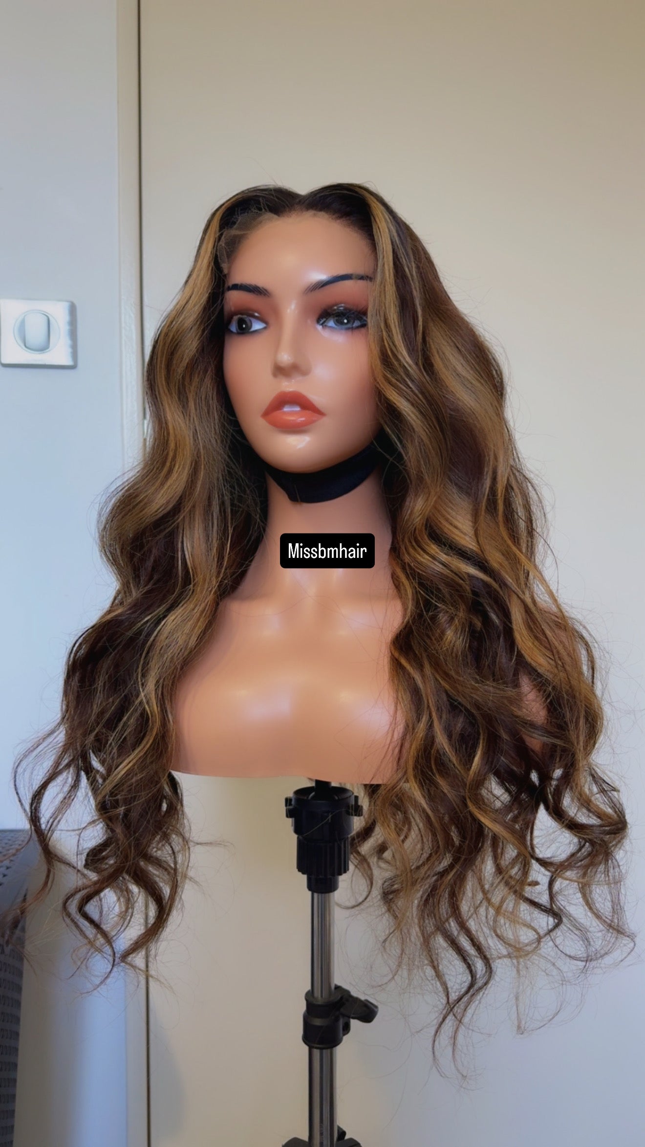 Perruque Béatrice HD Lace glueless – 100 % cheveux vierges humains | MissBMHair