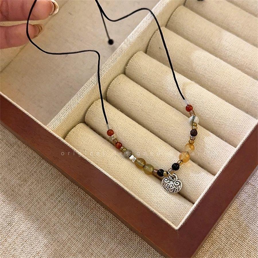 New Chinese Style Retro Lion Dance Beaded Butterfly Necklace Women's Fashion All-match Accessories Niche Design Clavicle Chain Pendant-WiAuGem