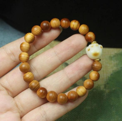 Whisker Talisman Cat's Paw Mysore Cliff Cypress Bracelet-WiAuGem