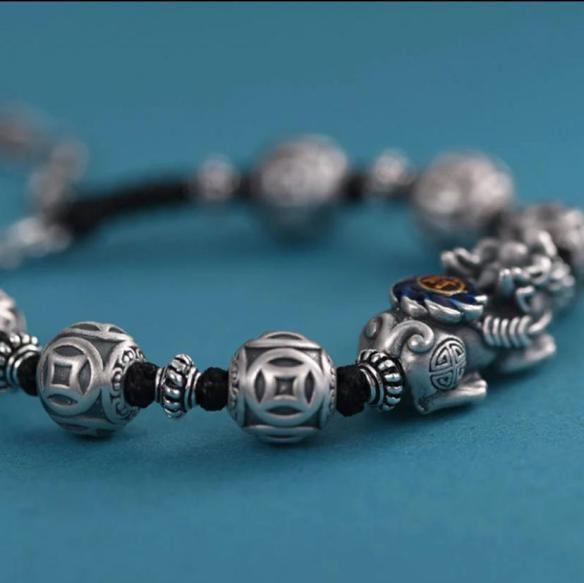 Handcrafted in a Thousand-Year-Old Temple【a Spiritual Talisman for Attracting Wealth】Feng Shui Pixiu Enamel 'Cai' Glyph Wealth Chain Bracelet-WiAuGem