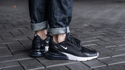 nitthhke Air matthhx 270 Black White
