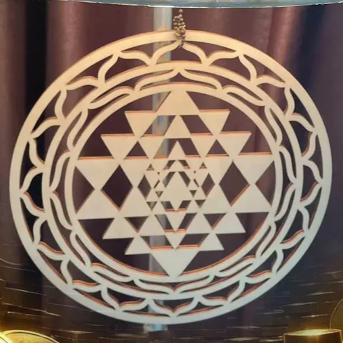 Kreativer Holzanhänger für Zuhause