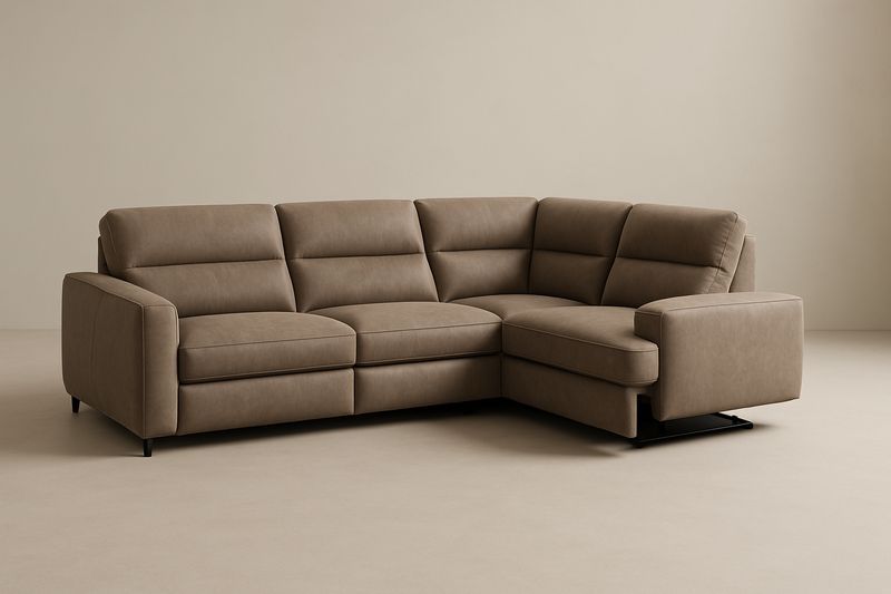 Canapé d'angle en cuir synthétique brun 275×220×85 cm, avec coussins.
