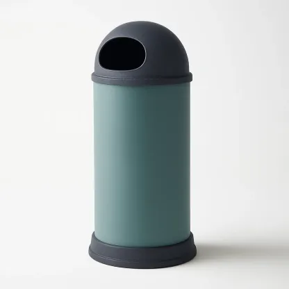 Poubelle en plastique verte et noire avec couvercle en dôme