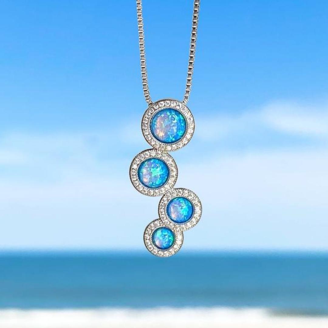 Cirkon opállal ellátott nyaklánc ezüstből